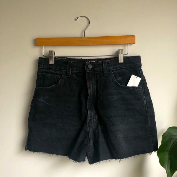 BDG Girlfriend High Rise Shorts - Picture 1 of 2